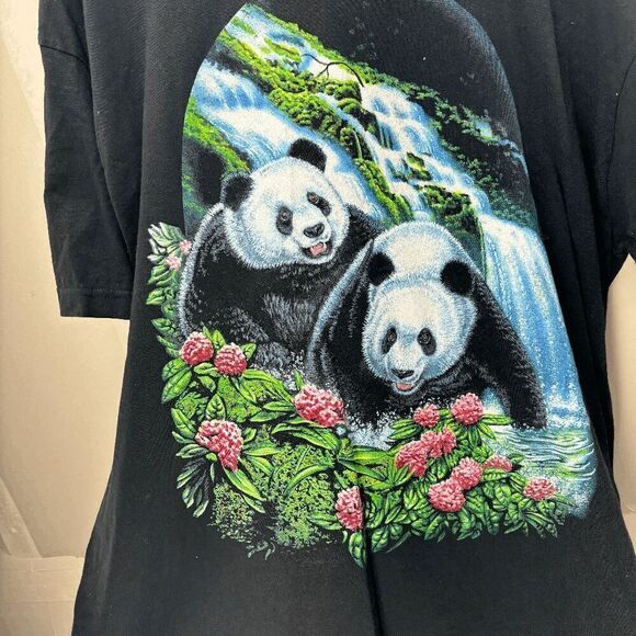 Vintage Panda Bear with Flowers T-Shirt Nature XL on AAA Tag Y2K - Picture 1 of 5